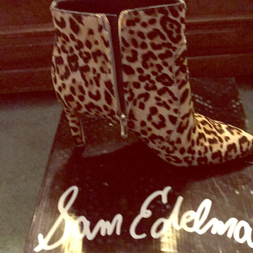 Leopard ankle booties brand new